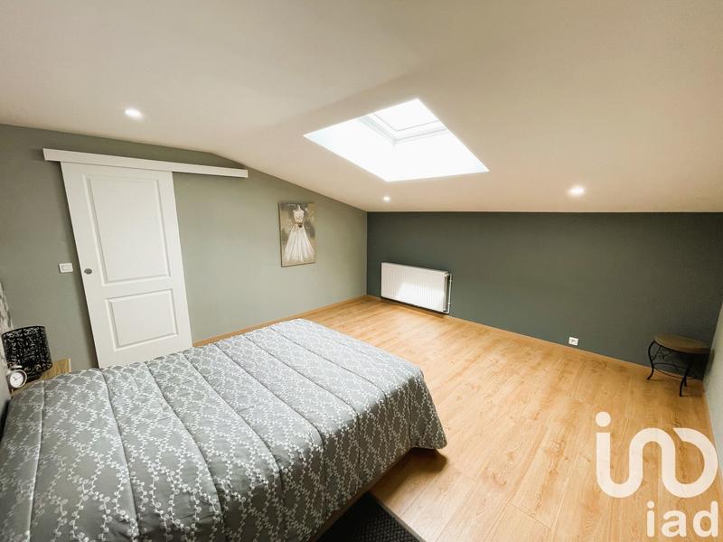 Maison - 255 m² - 6 pièces