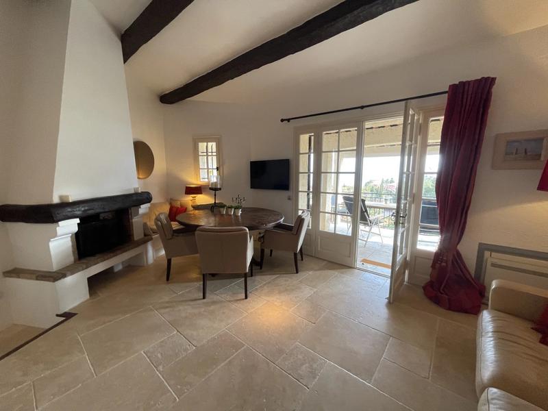 Appartement villa - 125 m² - 4 pièces