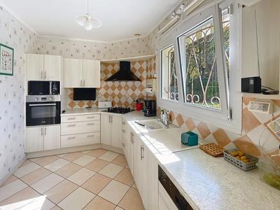 Maison - 123 m² - 6 pièces