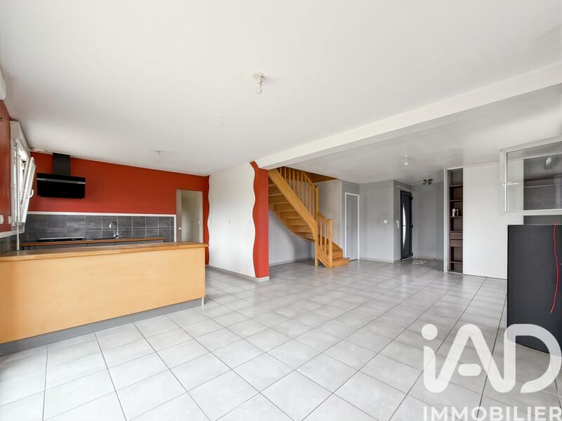 Maison - 104 m² - 5 pièces