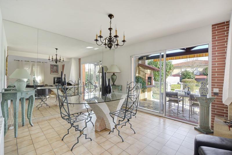 Maison - 160 m² - 6 pièces