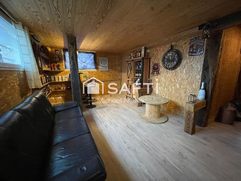 Maison - 185 m² - 7 pièces