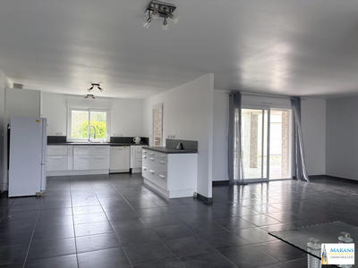 Maison - 122 m² - 5 pièces