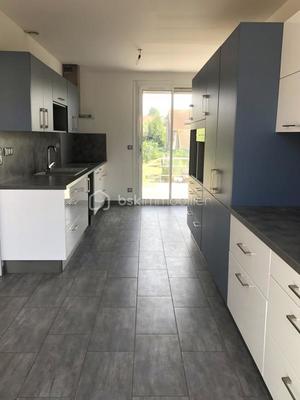 Maison - 145 m² - 6 pièces