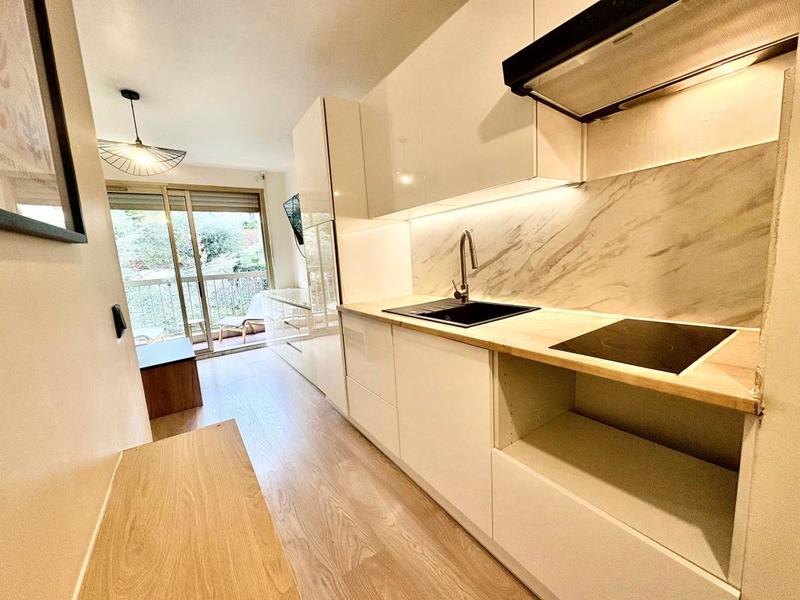 Studio - 17 m² - 1 pièce