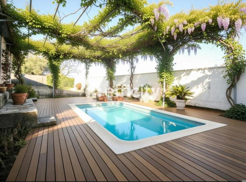 Maison - 77 m² - 3 pièces