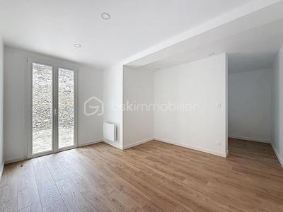 Appartement - 75 m² - 3 pièces