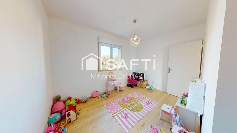 Maison - 110 m² - 4 pièces