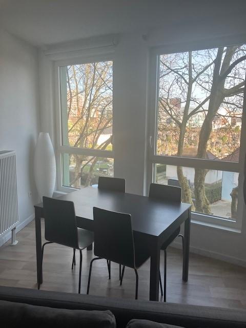 Chambre - 64 m² - 3 pièces