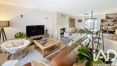 Maison - 141 m² - 6 pièces