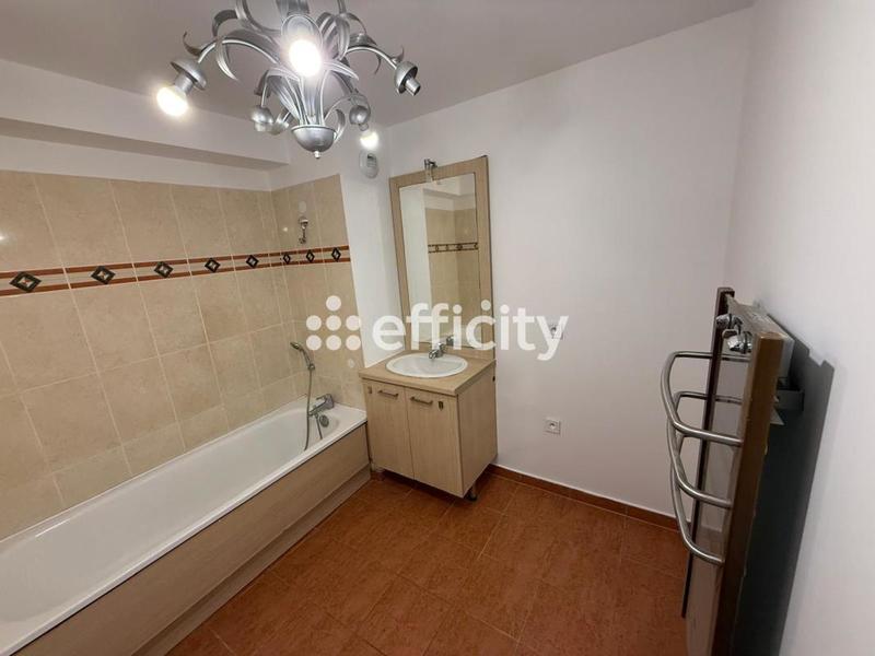 Appartement - 76 m² - 4 pièces