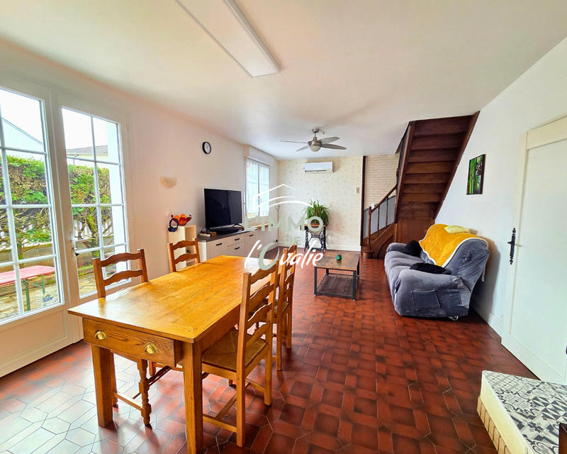 Maison - 100 m² - 6 pièces