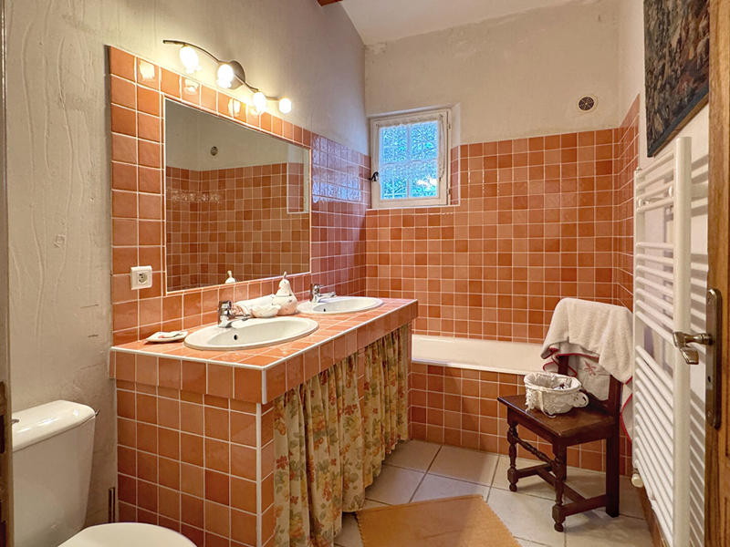 Maison - 137 m² - 4 pièces