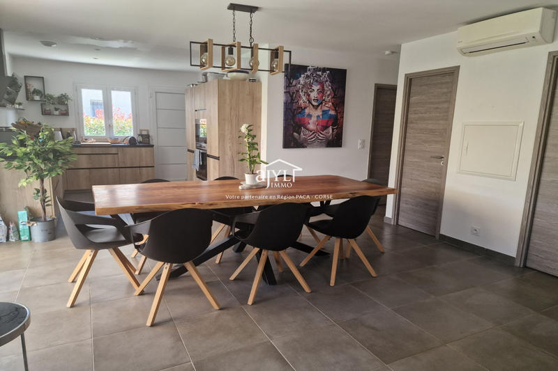 Maison - 74 m² - 3 pièces