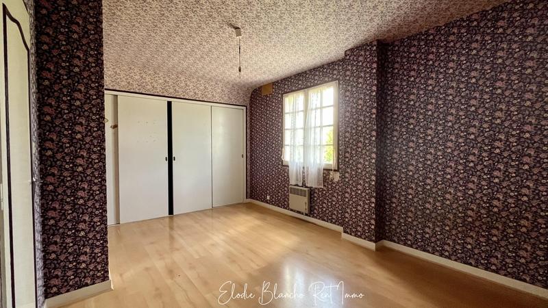 Maison traditionnelle - 174 m² - 8 pièces