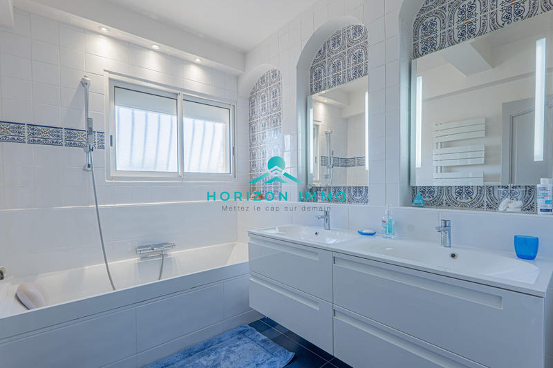 Maison - 160 m² - 5 pièces