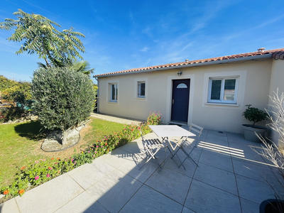 Maison - 95 m² - 5 pièces