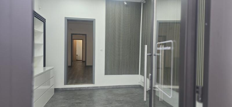 Local commercial - 48 m² - 3 pièces