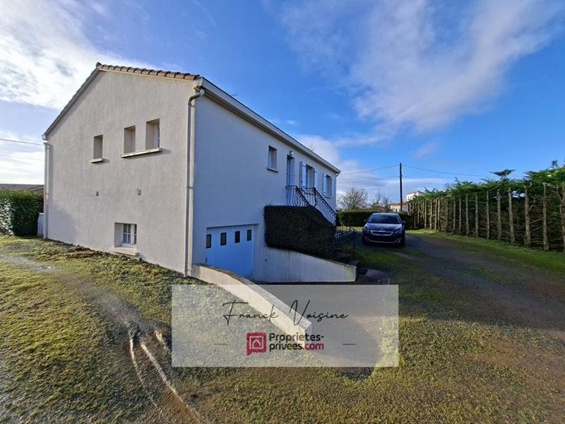 Maison - 137 m² - 6 pièces