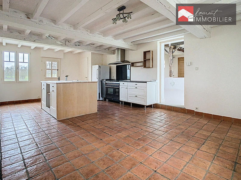 Maison - 280 m² - 6 pièces