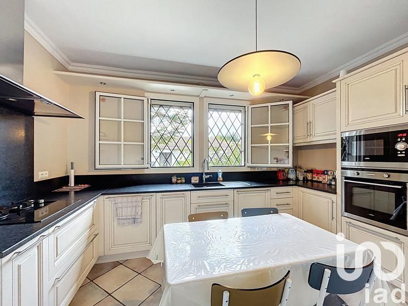 Maison - 167 m² - 6 pièces