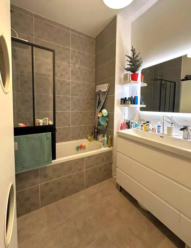 Appartement - 61 m² - 3 pièces