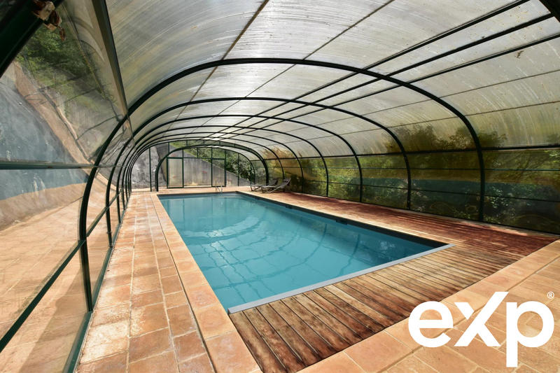 Maison traditionnelle - 201 m²