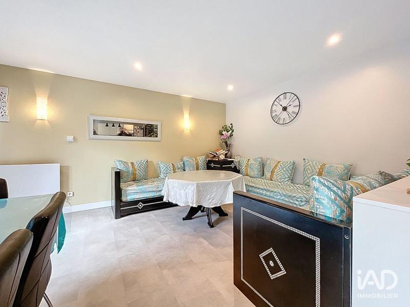 Appartement - 100 m² - 5 pièces