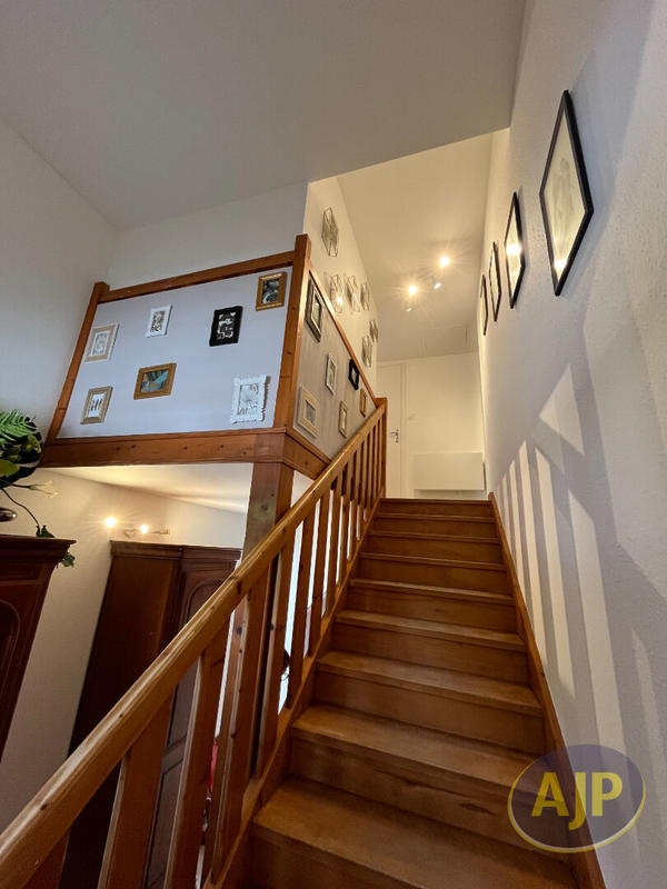 Maison - 94 m² - 4 pièces