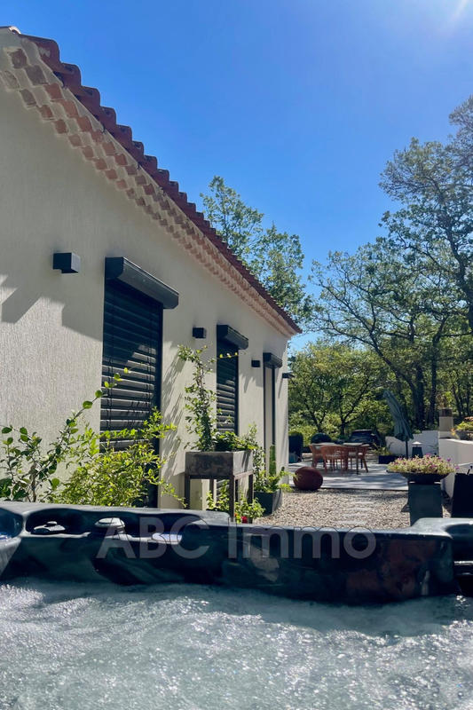 Villa - 110 m² - 4 pièces