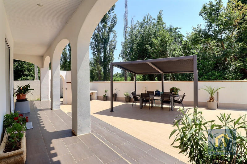 Villa - 195 m² - 6 pièces
