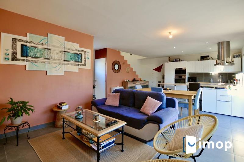 Villa - 90 m² - 4 pièces