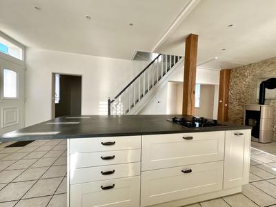 Maison - 111 m² - 5 pièces