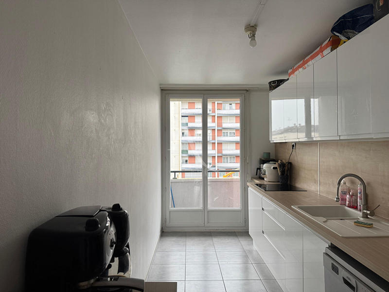 Appartement - 80 m² - 3 pièces