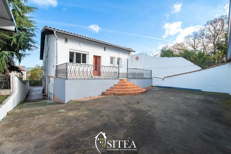 Maison - 257 m² - 10 pièces