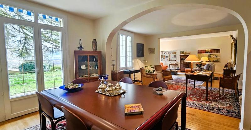 Maison - 165 m² - 5 pièces