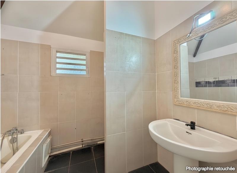 Maison - 111 m² - 5 pièces