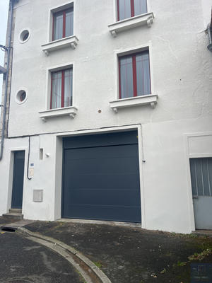 Maison - 260 m² - 7 pièces
