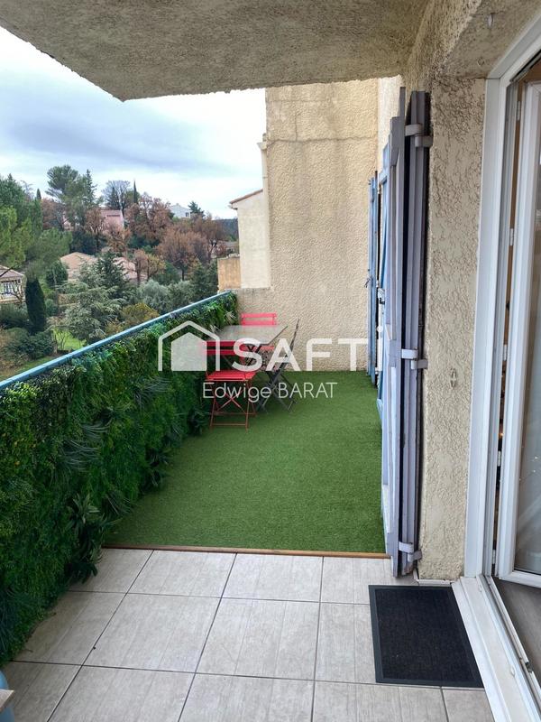 Appartement - 77 m² - 4 pièces