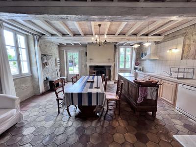 Maison traditionnelle - 152 m² - 5 pièces