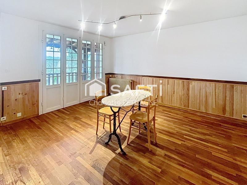 Maison - 130 m² - 4 pièces