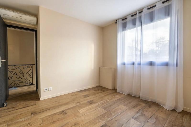 Maison - 96 m² - 4 pièces