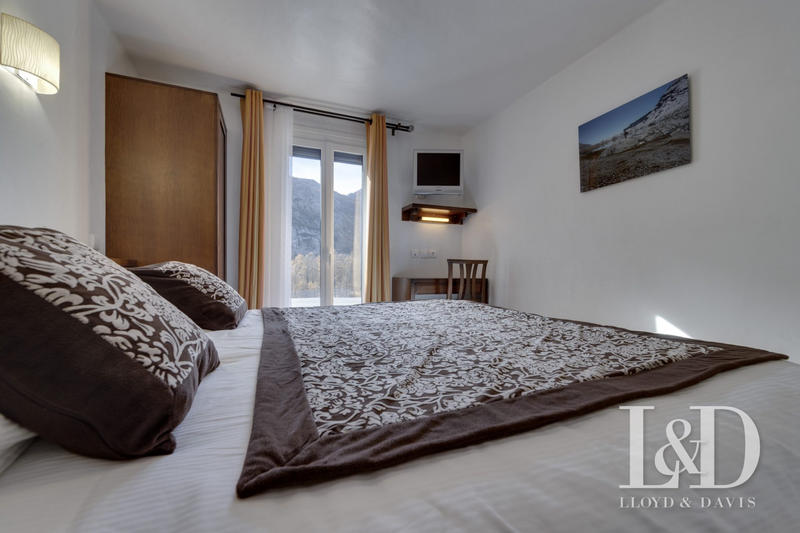 Châlet - 210 m² - 11 pièces