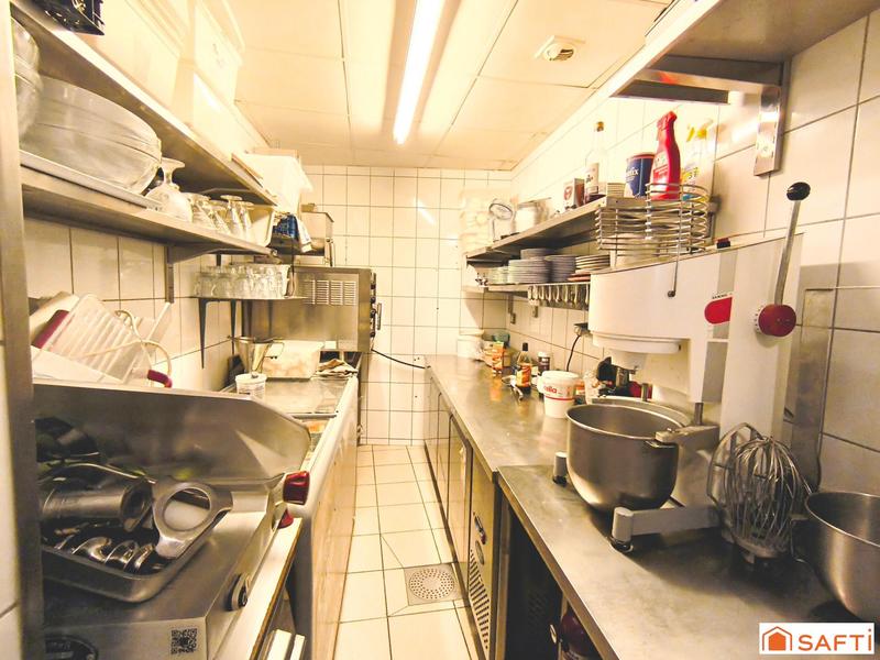 Local commercial - 380 m² - 9 pièces