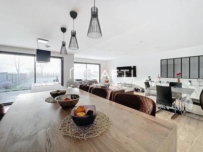 Maison - 115 m² - 5 pièces