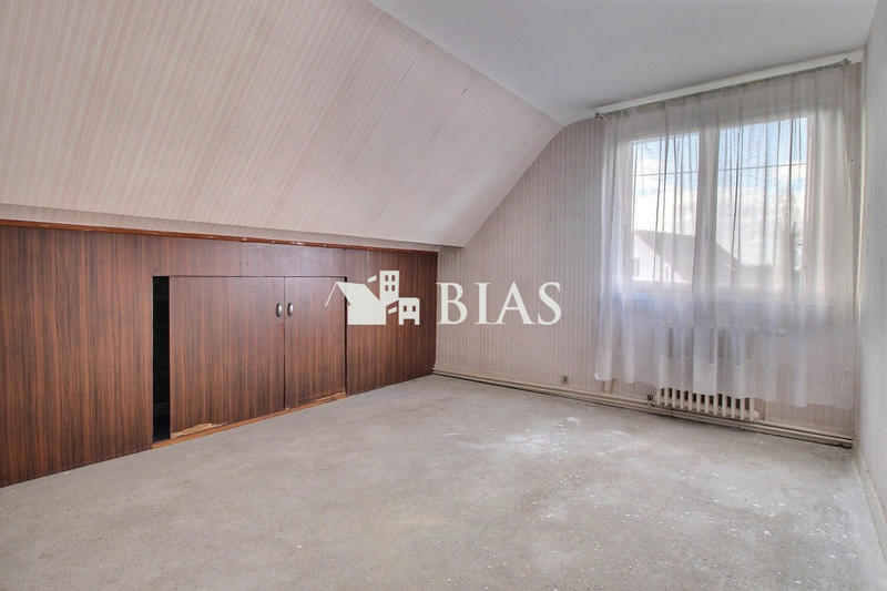 Maison - 135 m² - 8 pièces