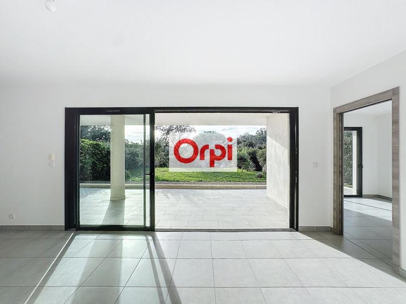 Appartement - 82 m² - 4 pièces