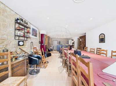 Maison - 295 m² - 6 pièces