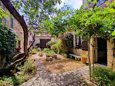 Maison - 183 m² - 7 pièces