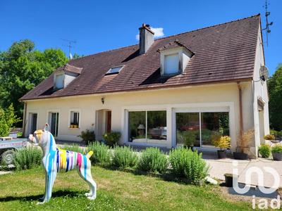 Maison - 321 m² - 8 pièces